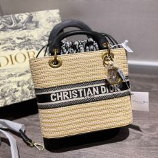 HANDBAGS 