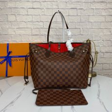 HANDBAGS 